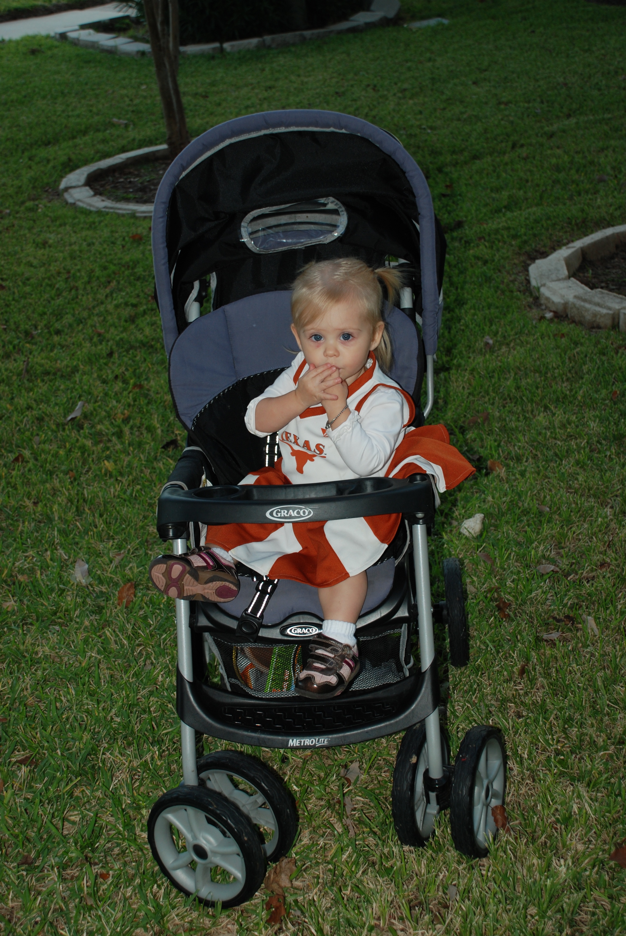 2009-10-31-06 HALLOWEEN IAN SYDNEY.jpg